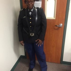 Meet your Posher, Sharon